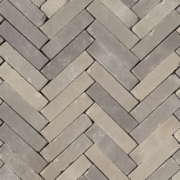 Sierbestrating-limburg-tuinvariant-Lotis grijs onbezand strengpers 20x5x6 getrommeld