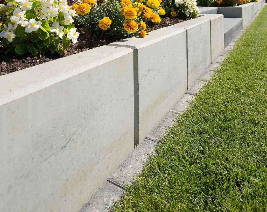 Sierbestrating-limburg-tuinvariant-L-element 105x65x100 cm grijs (HxDxL)