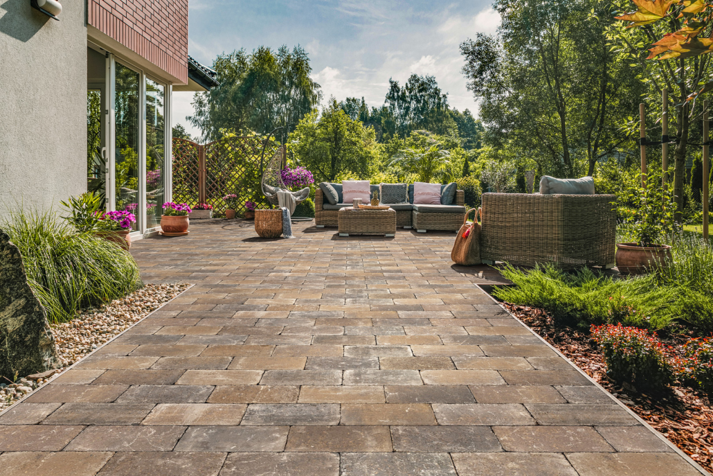 Sierbestrating-limburg-tuinvariant-Tumbelton Extra 15x30x6 cm Walnut