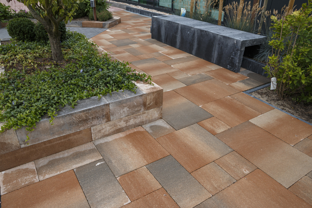 Sierbestrating-limburg-tuinvariant-Linea Block Kilimanjaro 15x15x30 cm