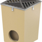 Sierbestrating-limburg-tuinvariant-Afwateringsput +verzinkt stalen rand+gietijzer rooster