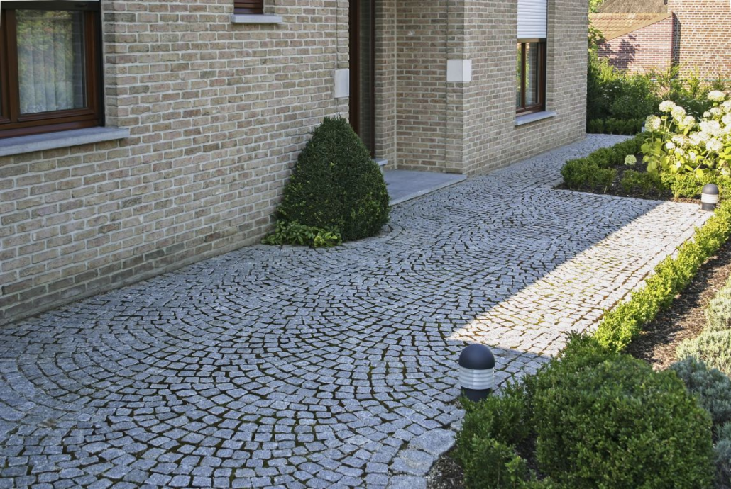 Sierbestrating-limburg-tuinvariant-Kinderkop Port.Gran. Gr. 7X9Cm Gaasbox