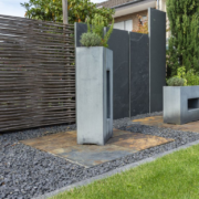 Sierbestrating-limburg-tuinvariant-Kinderkop Basalt 15X17Cm Gaasbox