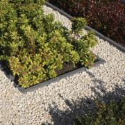 Sierbestrating-limburg-tuinvariant-Opsluitband ZONDER hol en dol Zwart 6x20x100 cm