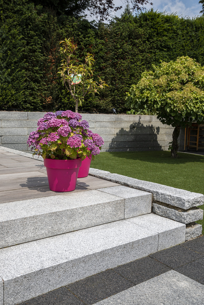 Sierbestrating-limburg-tuinvariant-Traptrede G603 Grijs Piazzo 15x35x150 cm